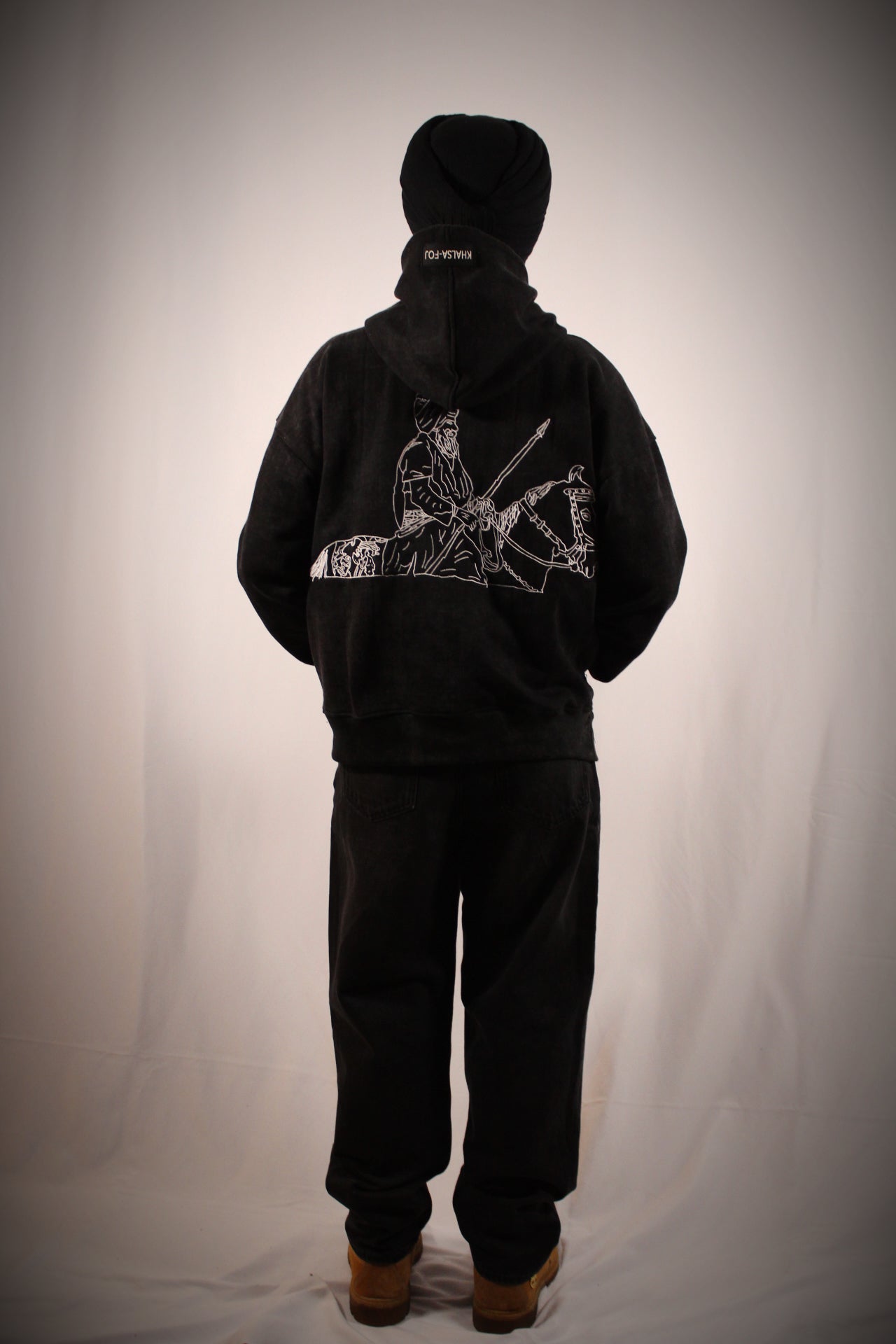 CHARDIKALA HEAVYWEIGHT BLACK ACID WASHED HOODIE